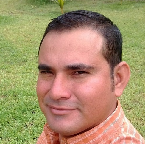 <strong>Carlos G.</strong>